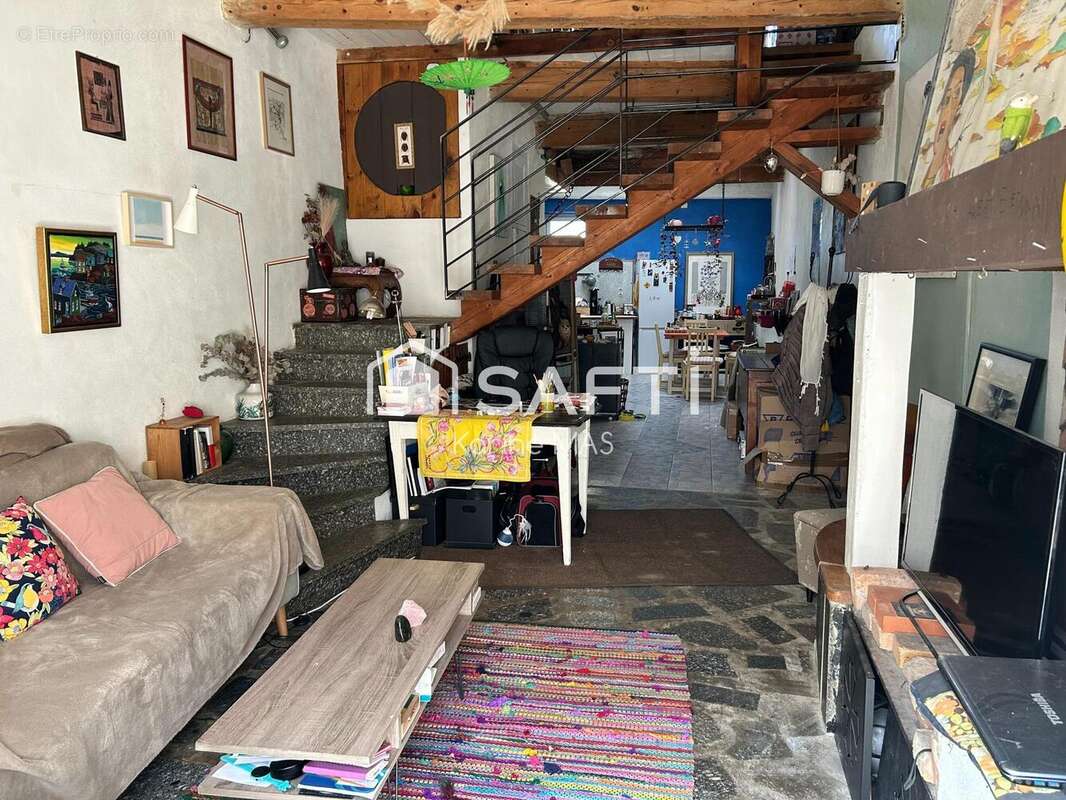 Maison 75 m² à Talairan  - photo 5