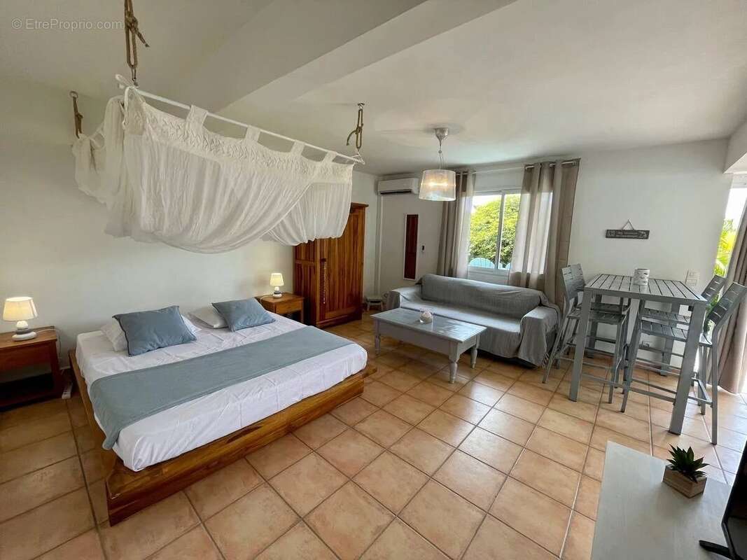 Maison à SAINTE-ANNE