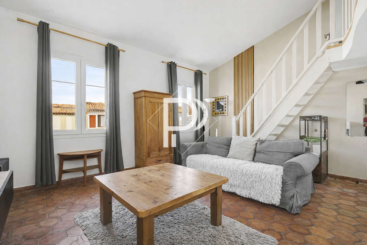 Appartement à GRIMAUD
