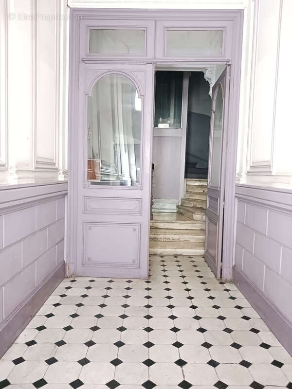 Appartement à MARSEILLE-6E