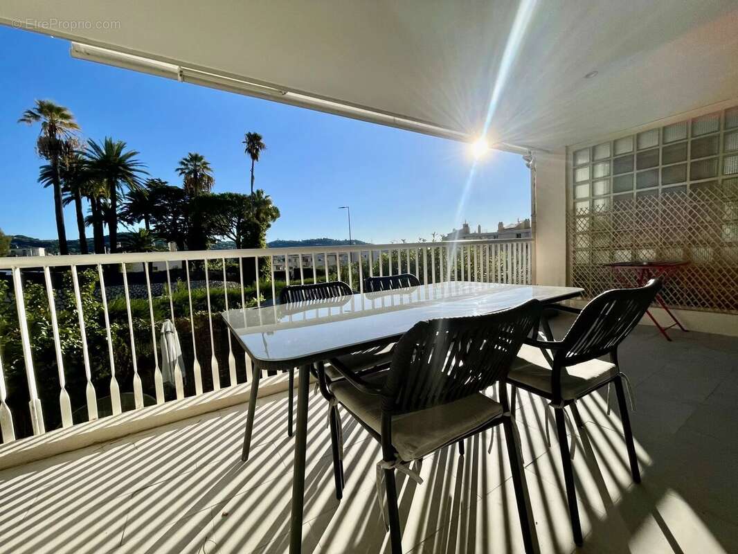 Appartement à CANNES