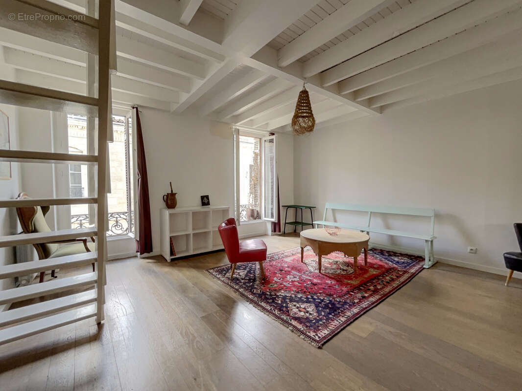 Appartement à BORDEAUX