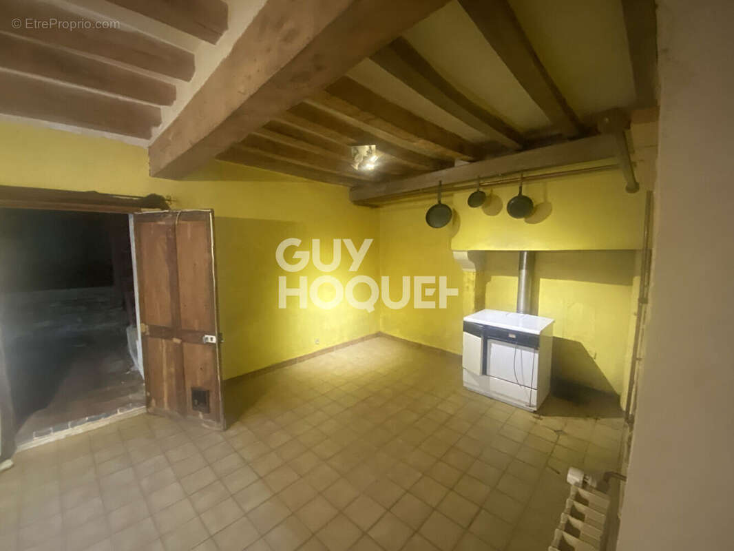 Maison à SAINT-BRIS-LE-VINEUX