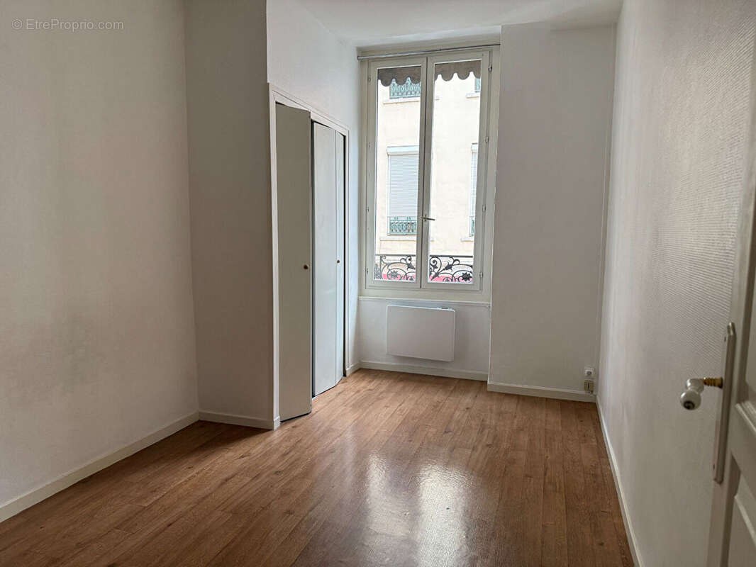 Studio de 20m²  lyon 7 - photo 2