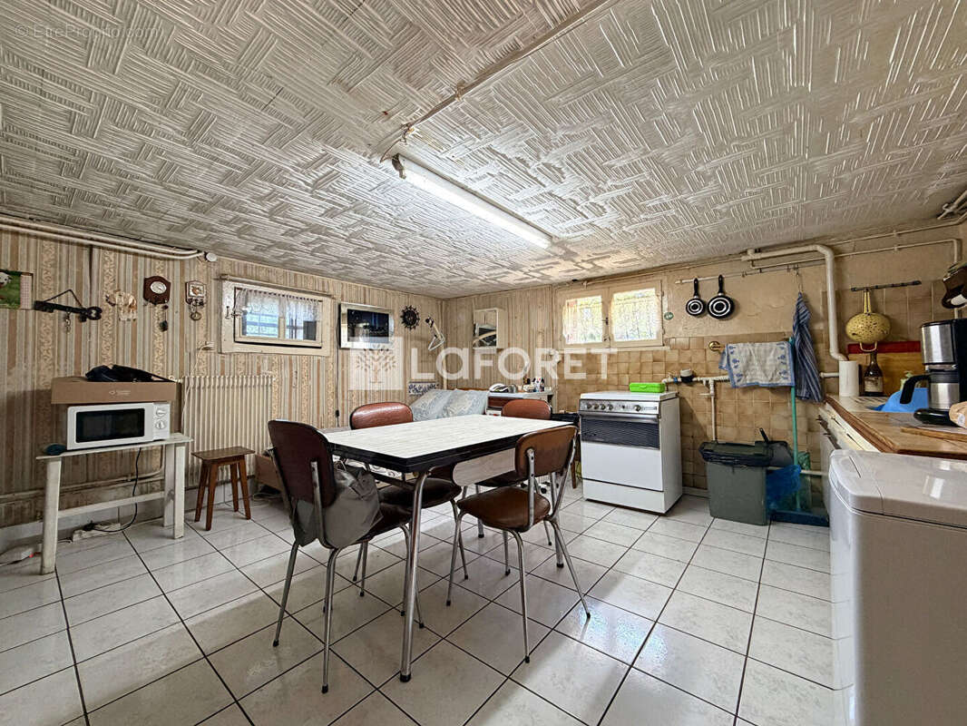 Maison à fort potentiel - photo 9