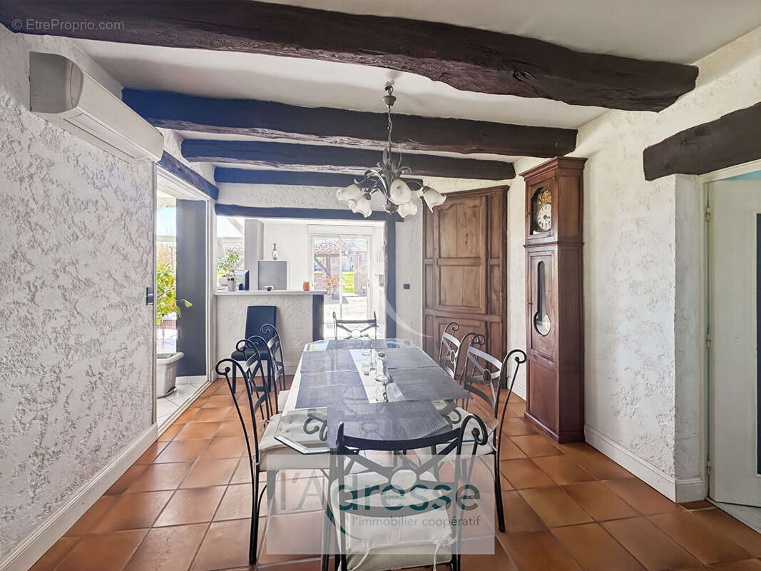 Maison à GREZELS