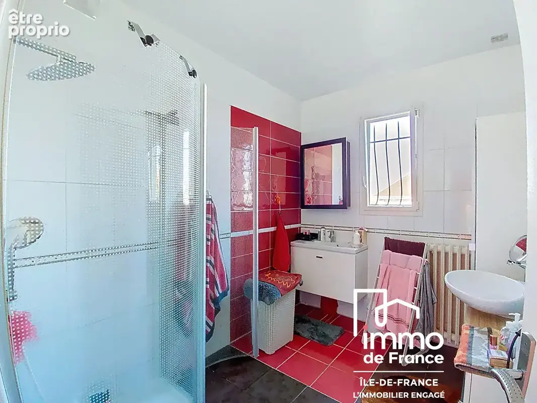 Maison de 234m² habitables à vendre - BONNEVAL - photo 8