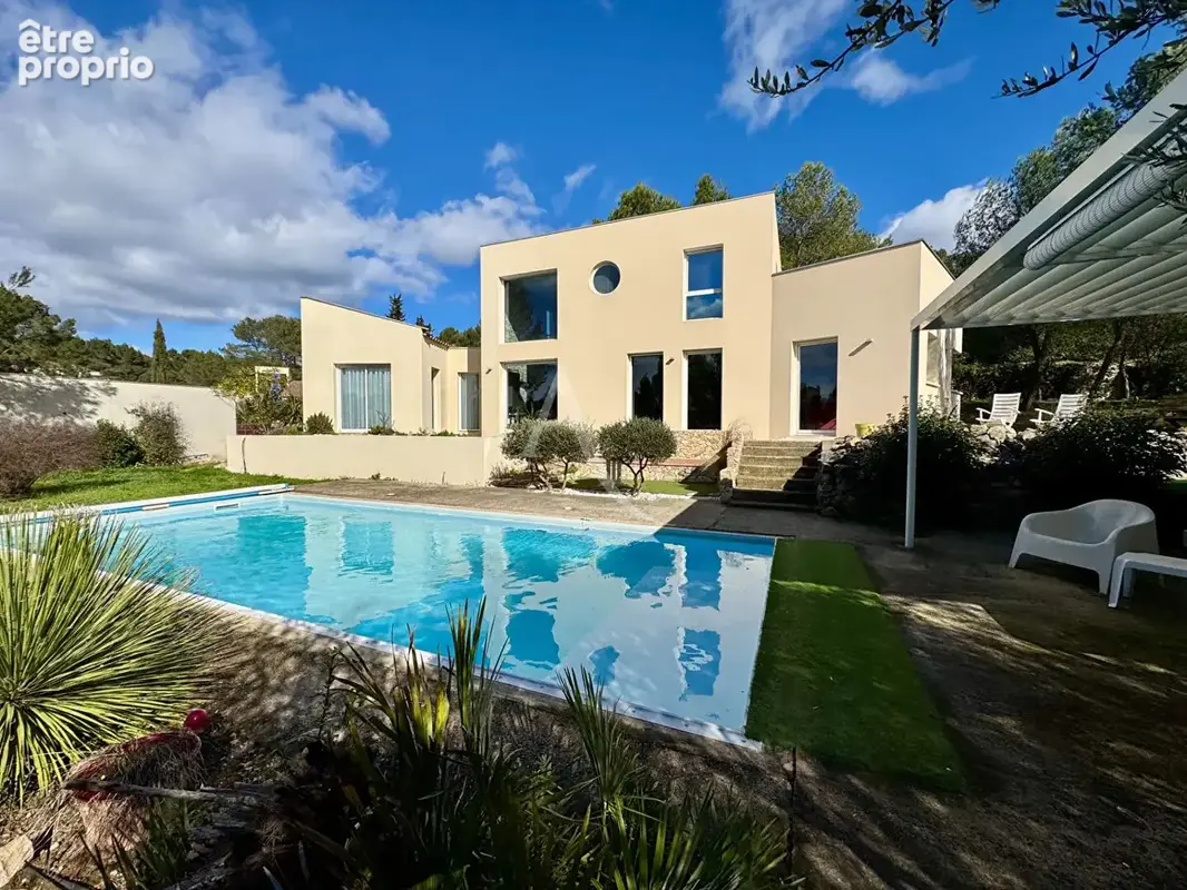 Maison à NIMES