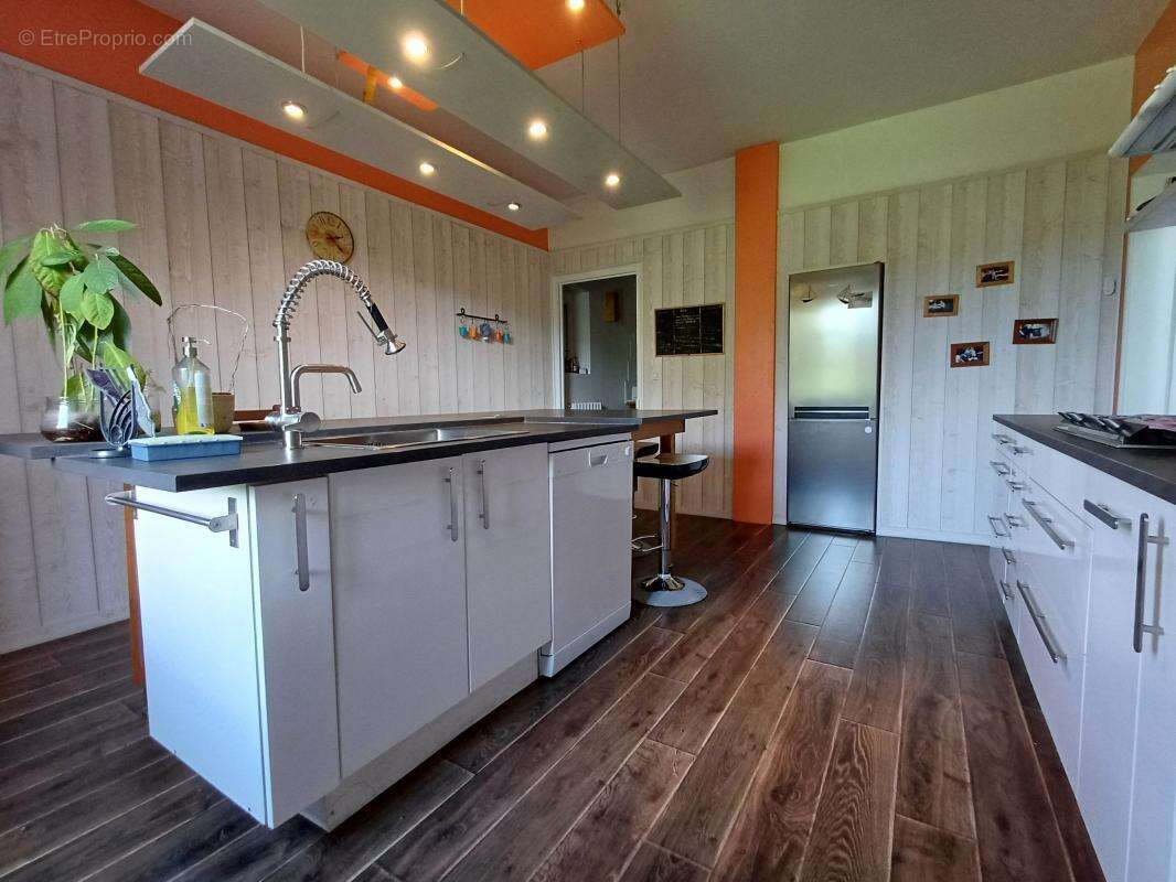 Maison à LES ECHELLES