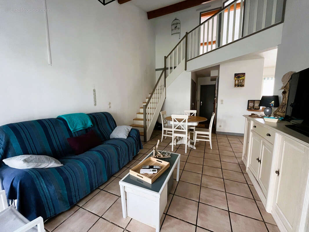 Maison à MESCHERS-SUR-GIRONDE