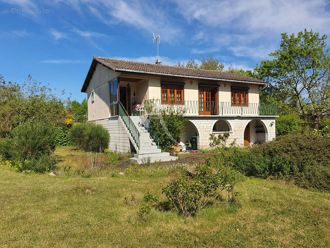 Maison à SAINT-ROMAIN-SUR-CHER