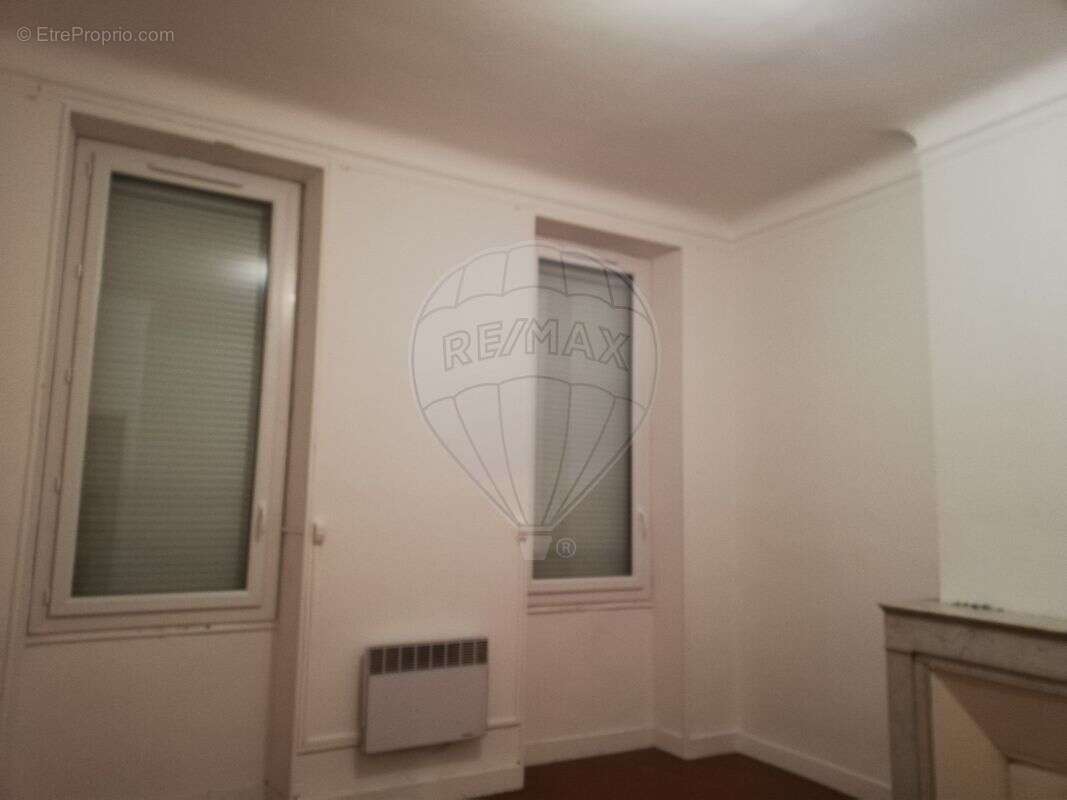 Autre à MARSEILLE-4E