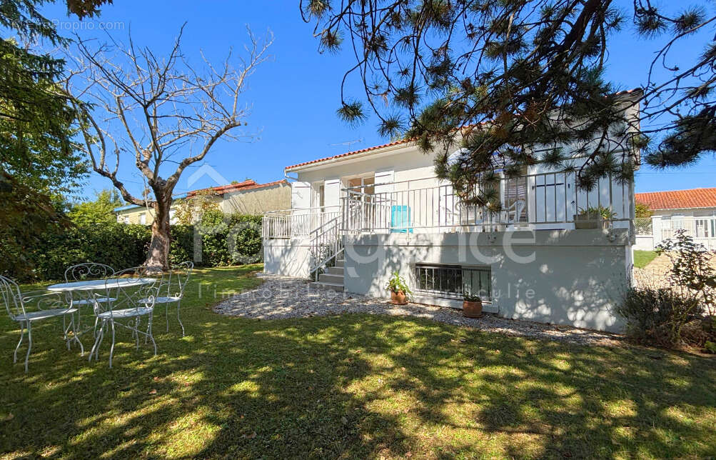 Maison de plain-pied   Calme & jardin - photo 14