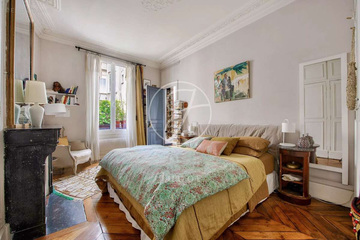 Appartement à PARIS-9E