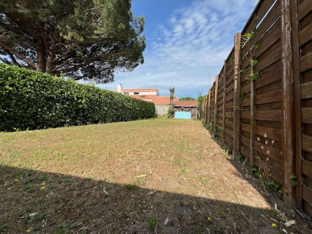 Maison à L&#039;EPINE