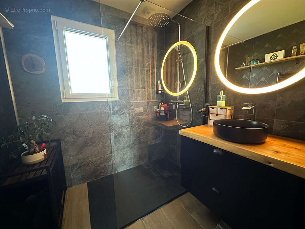 Maison à SAINT-DERRIEN