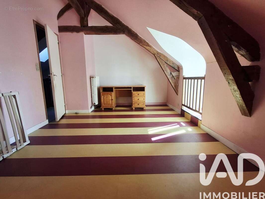 Photo 6 - Maison à SAINT-GONDRAN