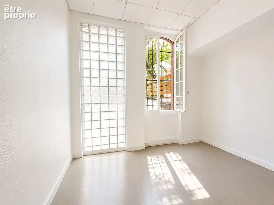 TOULOUSE - Les Chalets- Bureaux de 95.4m² avec cave et terrasse de 20.3 m² - photo 8