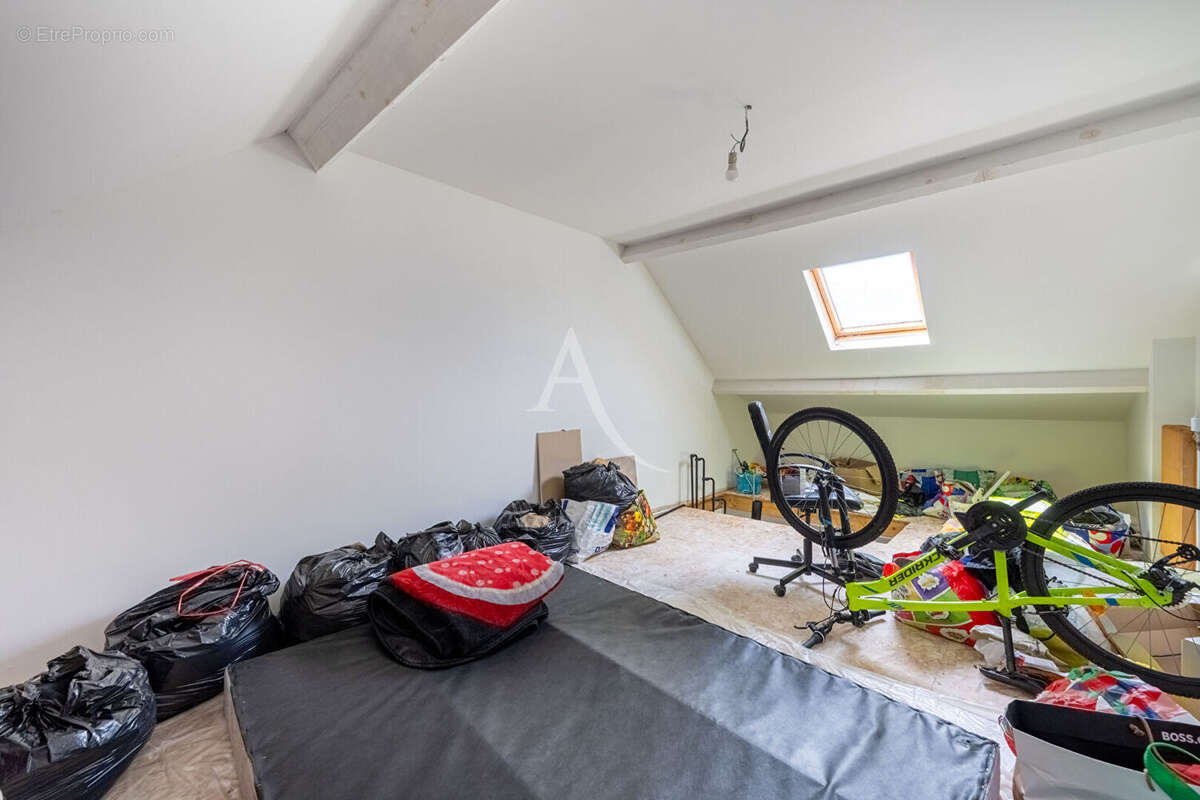 Maison 147m² Les Mureaux - 5 chambres - photo 12