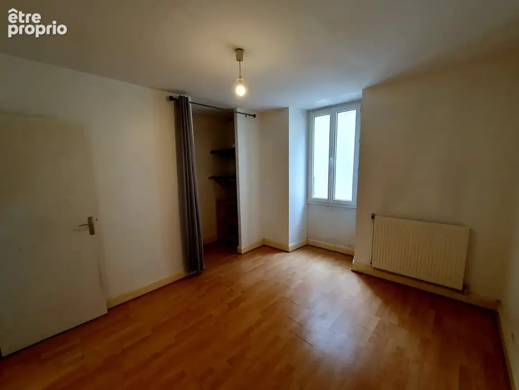 Maison de bourg à Verteillac (24) - 85M² - 5 Pièces - 3 Chambres - Jardin - photo 2