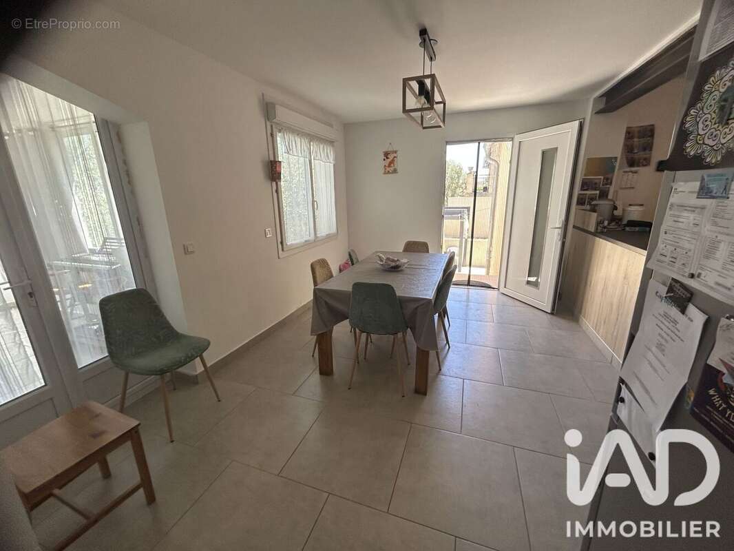 Maison 120 m² à Aramon  - photo 5