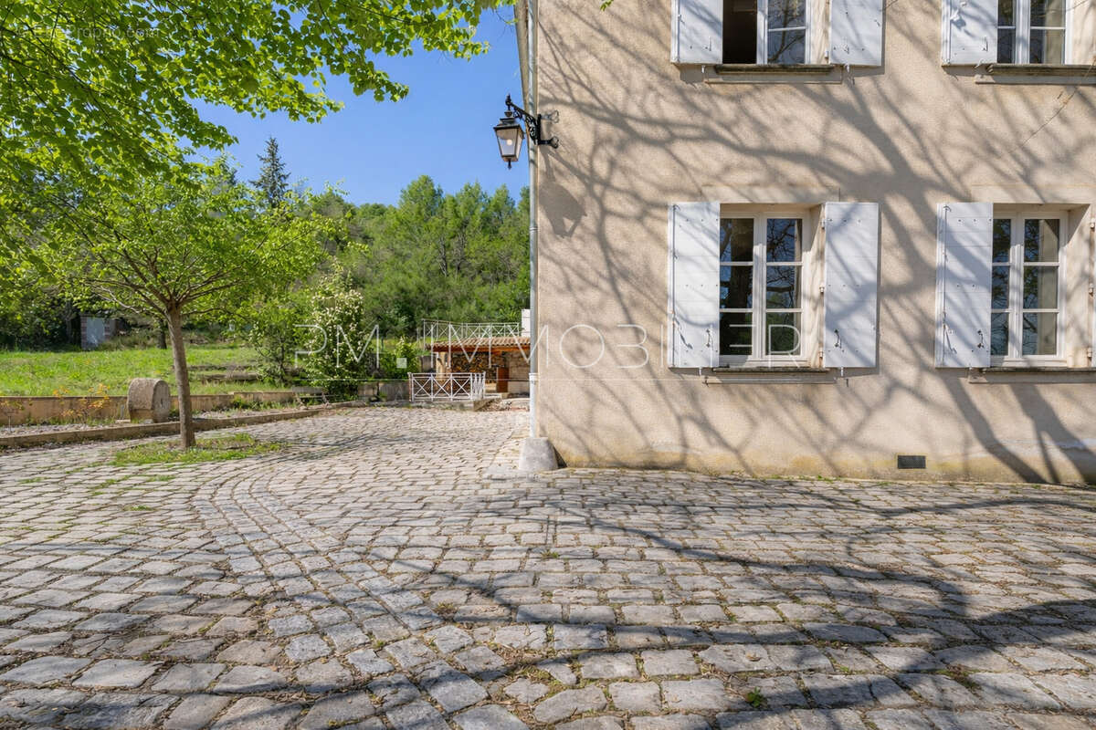 Maison à ANSOUIS