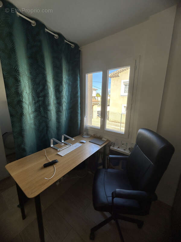 Maison à SAINT-QUENTIN-LA-POTERIE