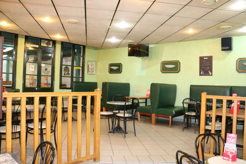 Commerce à TONNERRE