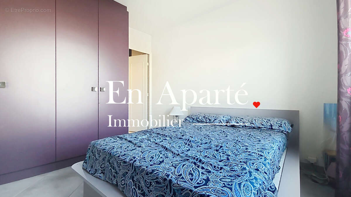 Appartement à DONVILLE-LES-BAINS