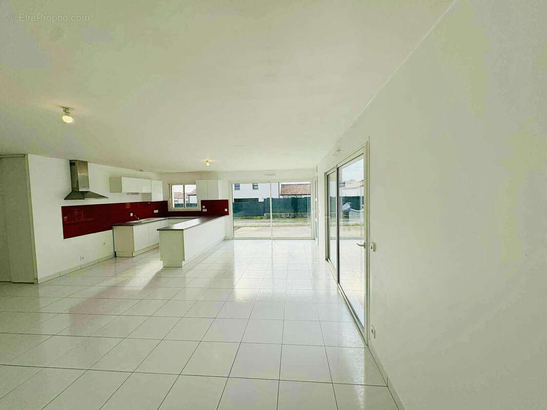 Maison à TREIZE-SEPTIERS