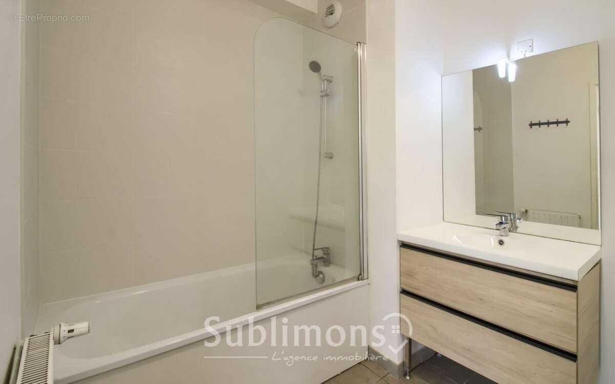 Appartement à SAINT-SEBASTIEN-SUR-LOIRE