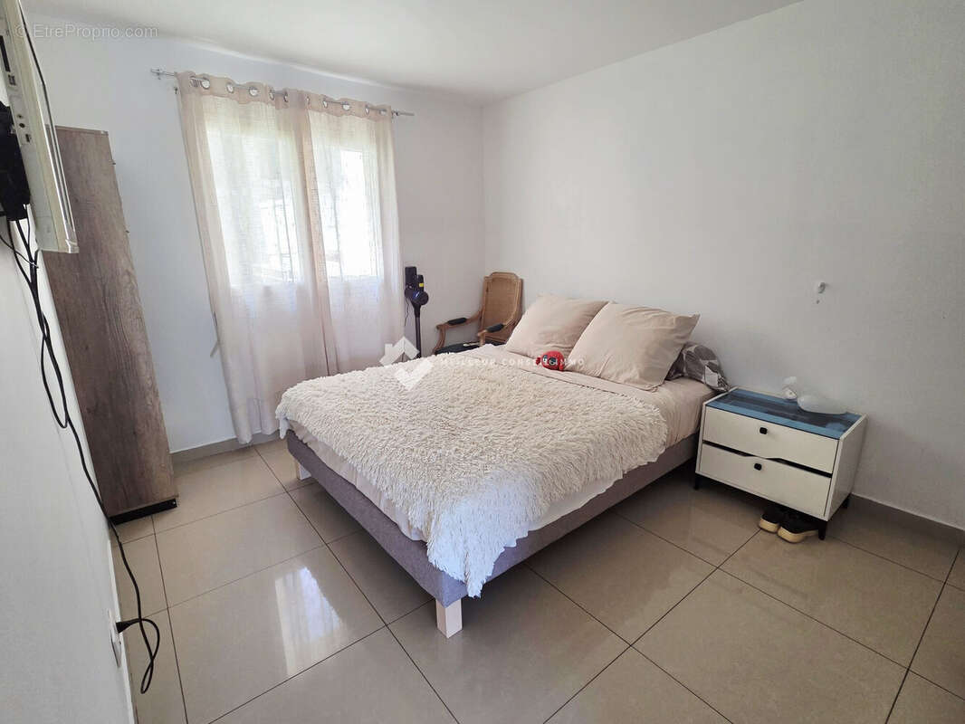 Appartement 58 m² à Rousset  - photo 3