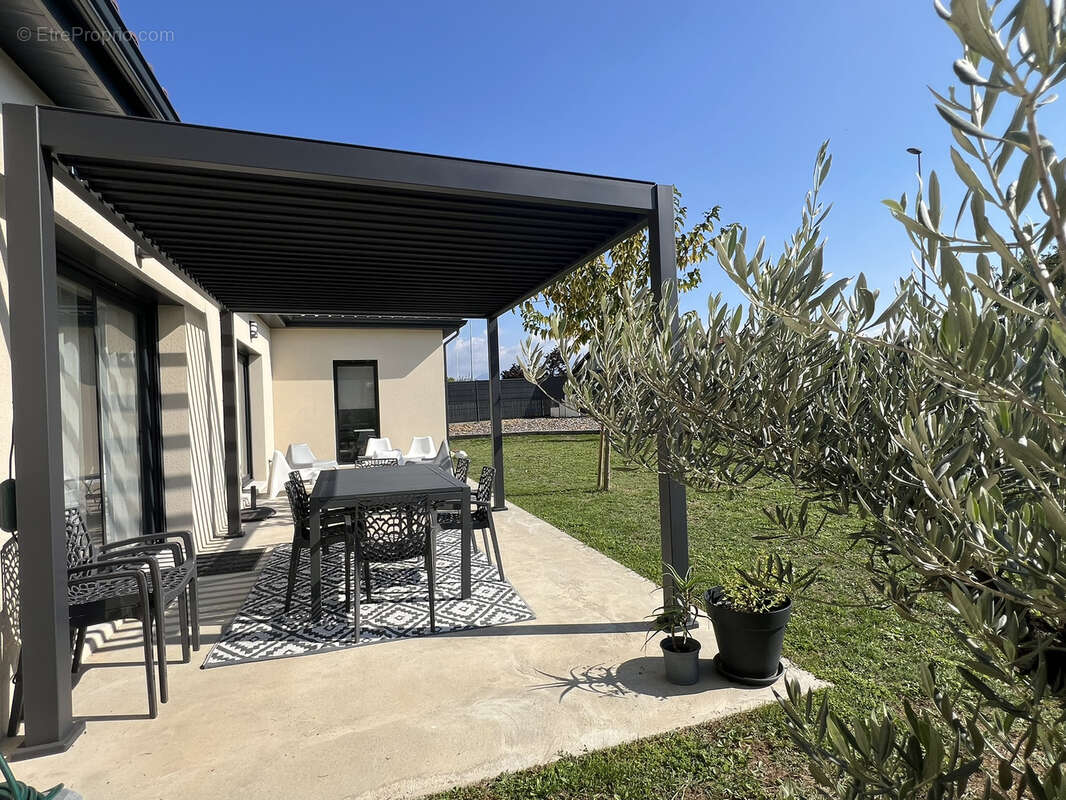 Maison à MOURS-SAINT-EUSEBE