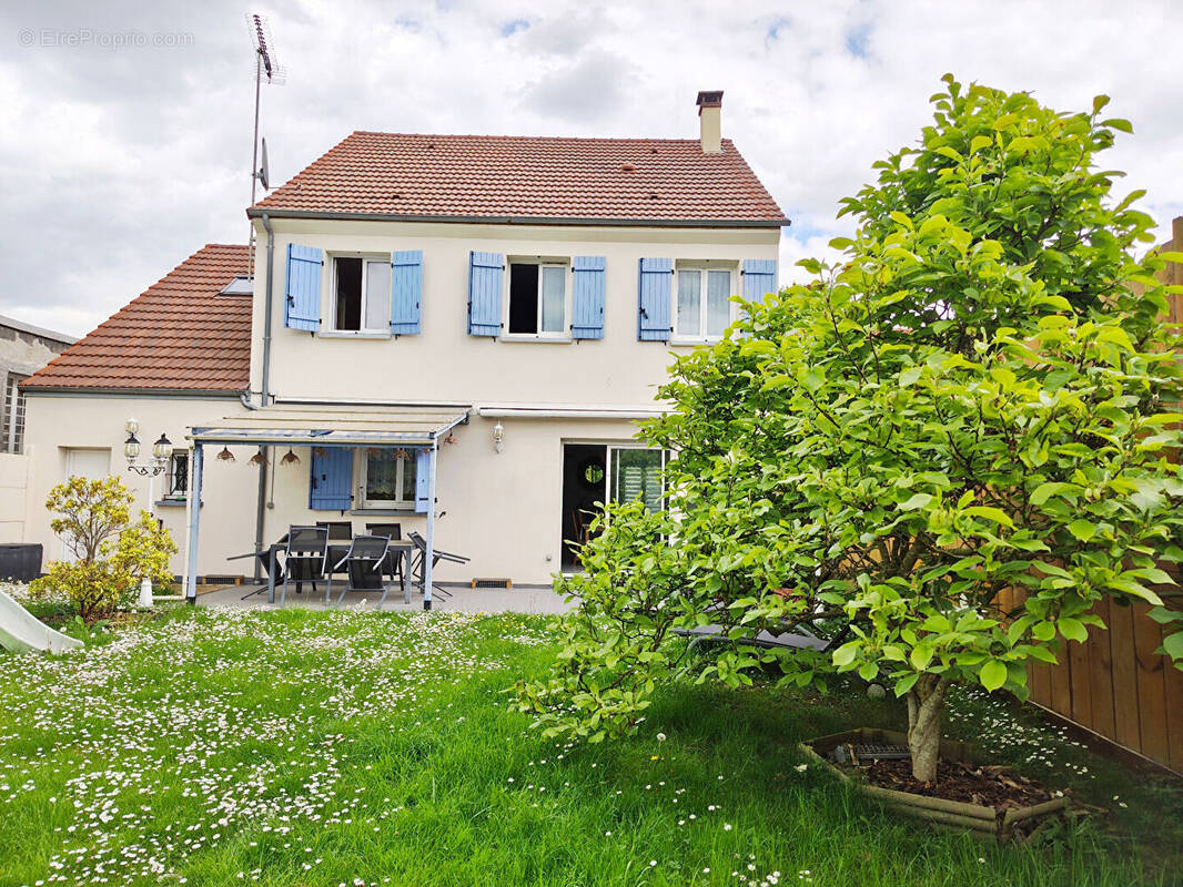 Maison à VILLEMOMBLE