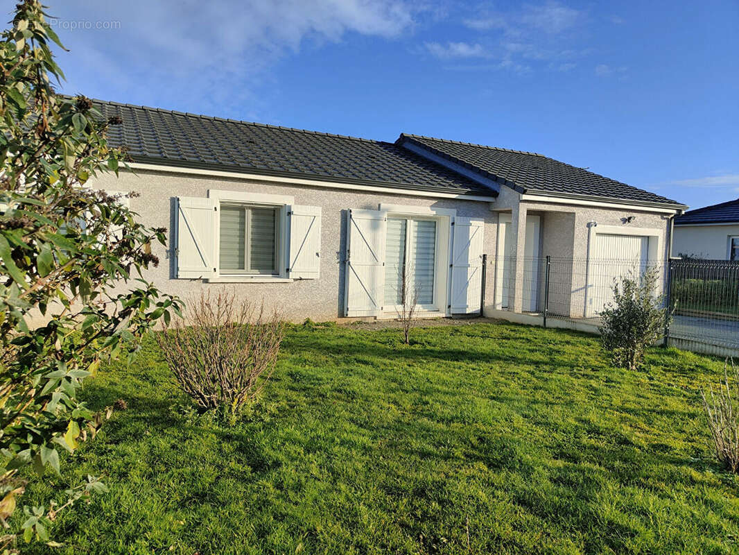 Maison à SAINT-POURCAIN-SUR-SIOULE