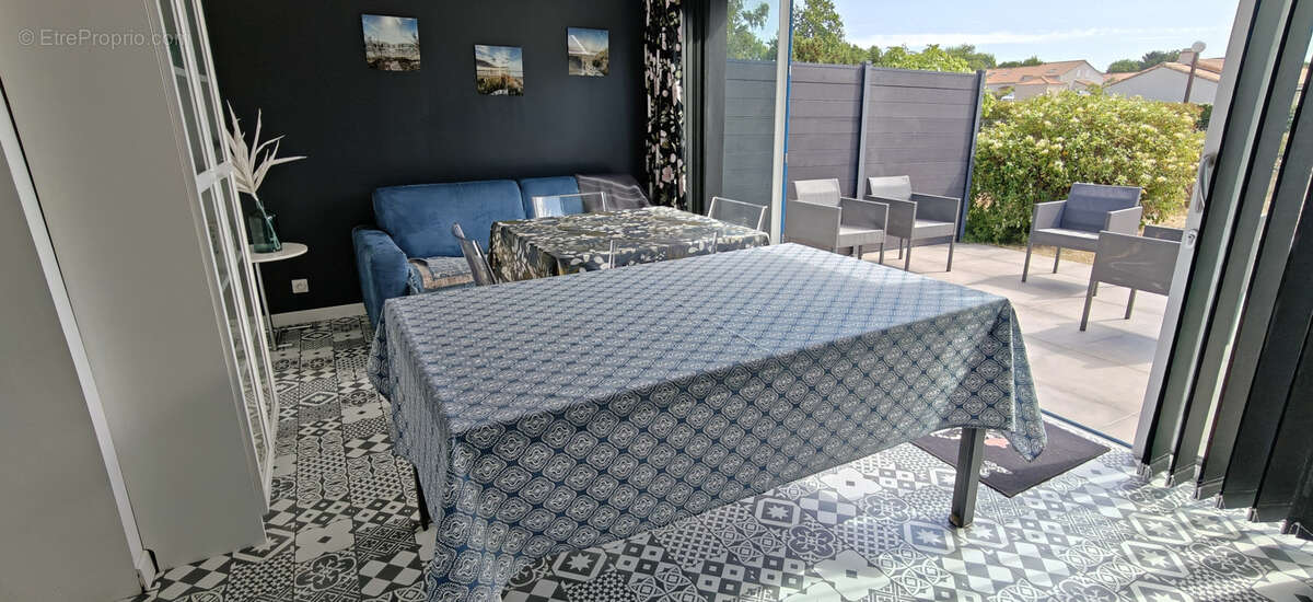 À Saint-Michel-Chef-Chef (44), maison de vacances  avec véranda en bord de mer en résidence avec piscine - photo 2