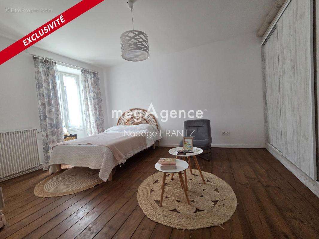 Maison cœur de ville St jean d'Angely avec garage - photo 12