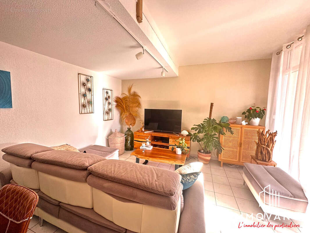 Appartement à LATTES