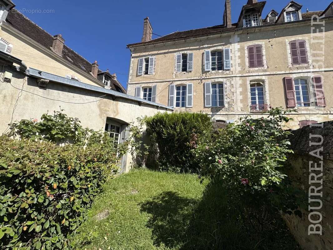 Appartement à JOIGNY