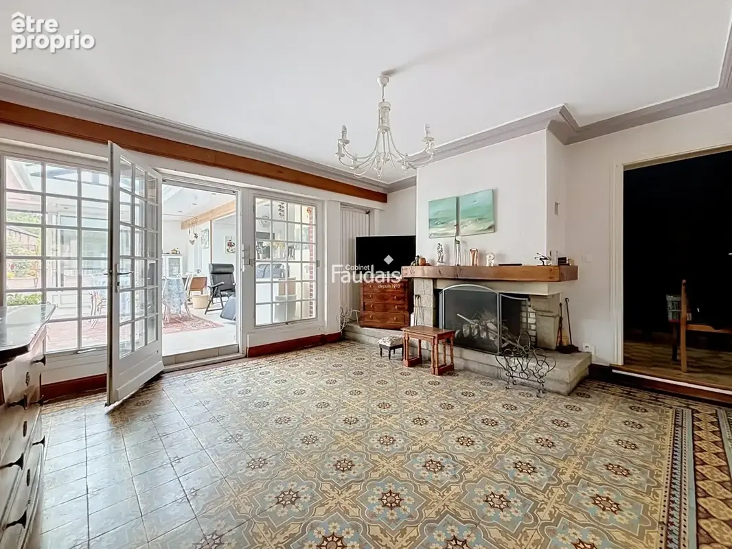 Maison 218 m² à Isigny-Sur-Mer  - photo 4