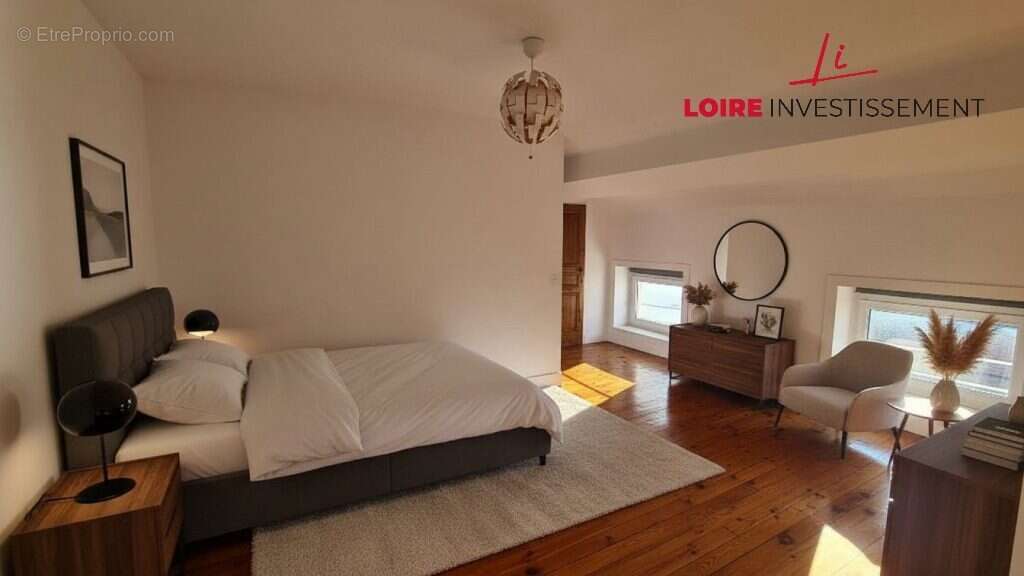 Appartement à SAINT-ETIENNE