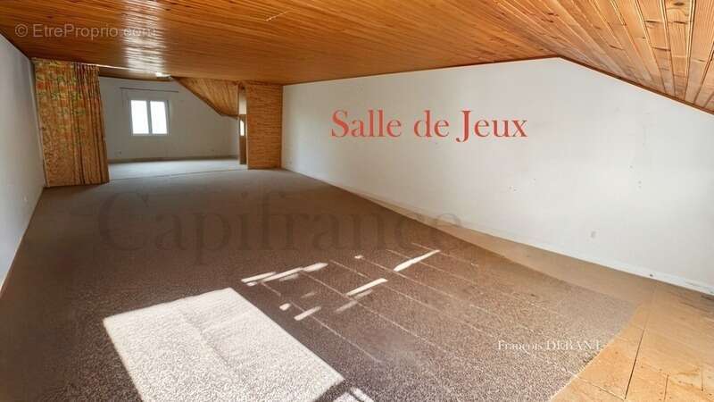 Maison à BETHENIVILLE