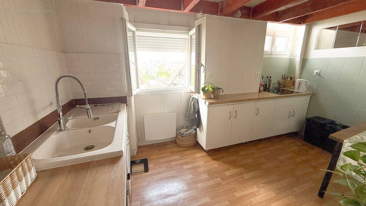 Appartement à BORDEAUX