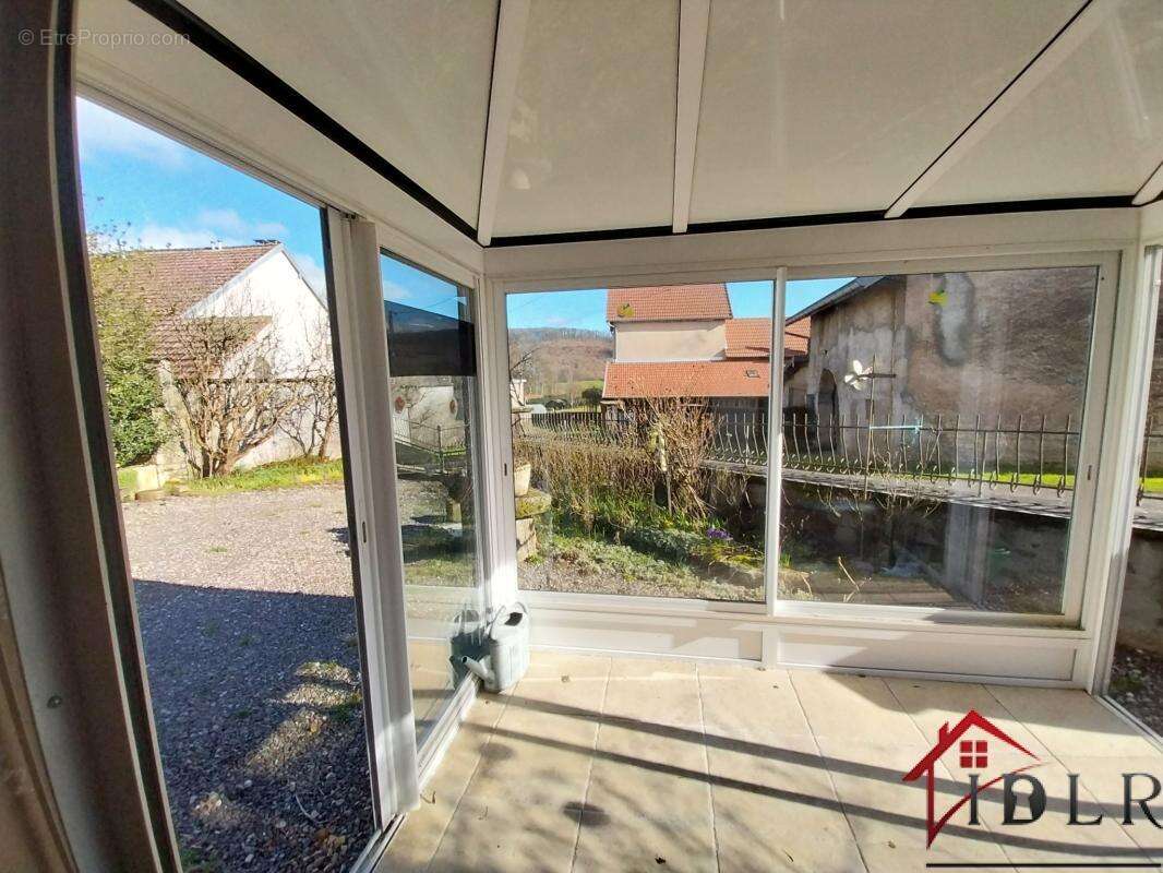 Maison à DAMBENOIT-LES-COLOMBE