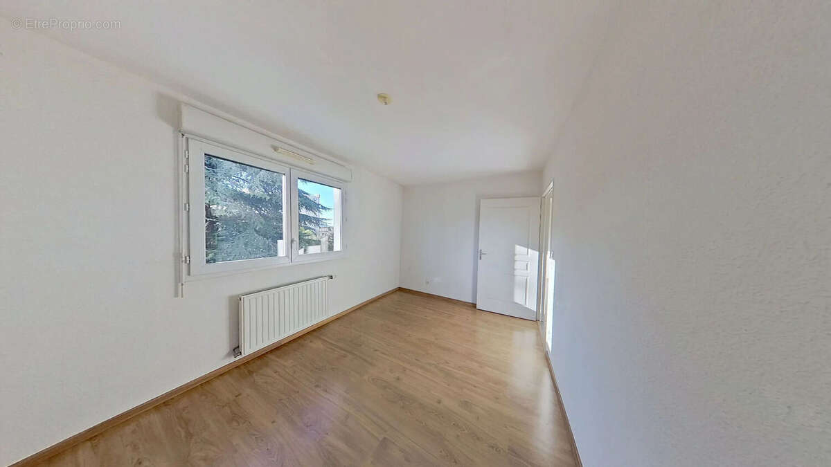 Appartement à TASSIN-LA-DEMI-LUNE