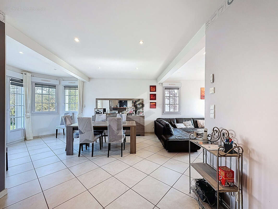Maison 150 m² à Beine-Nauroy  - photo 7