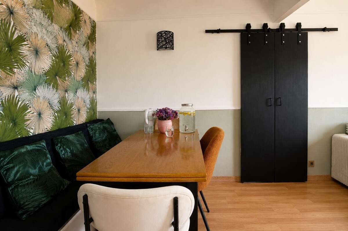 Appartement à COUBRON