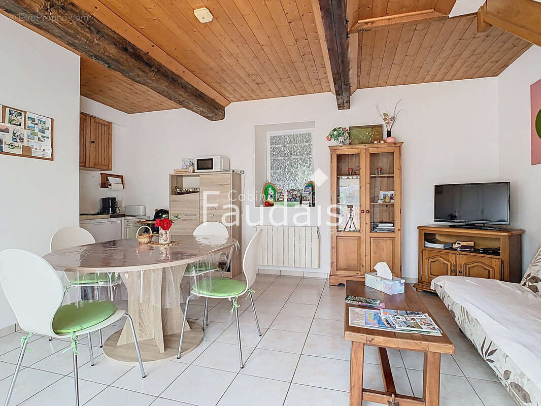 Maison à FORMIGNY