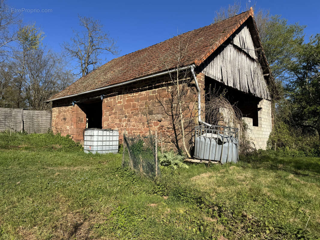 Maison à LOUIGNAC