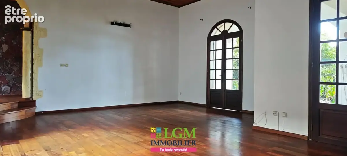Nouveau PRIX / villa de charme spacieuse sur grand terrain 1.200m2, Trois Mares, TAMPON - photo 6
